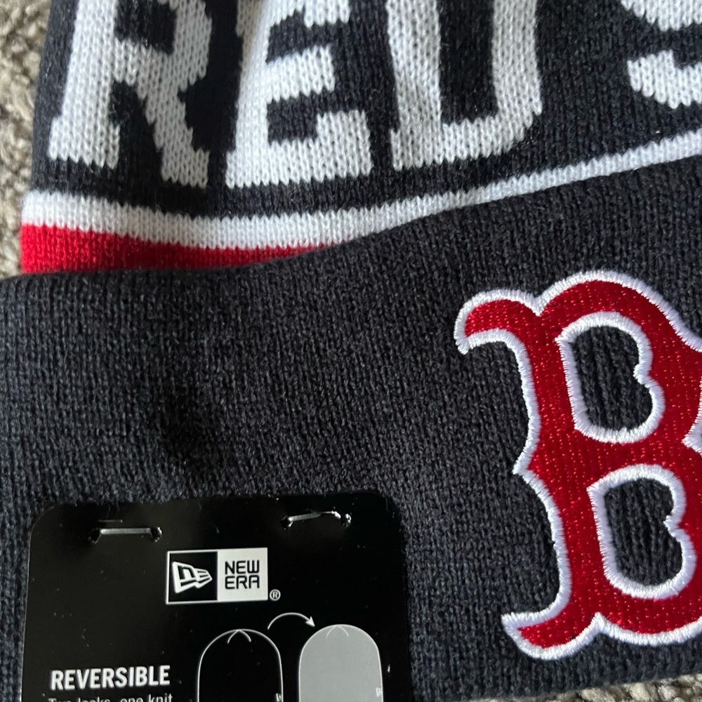 MLB Boston Red Sox Reversible Beanie - Picture 3 of 5